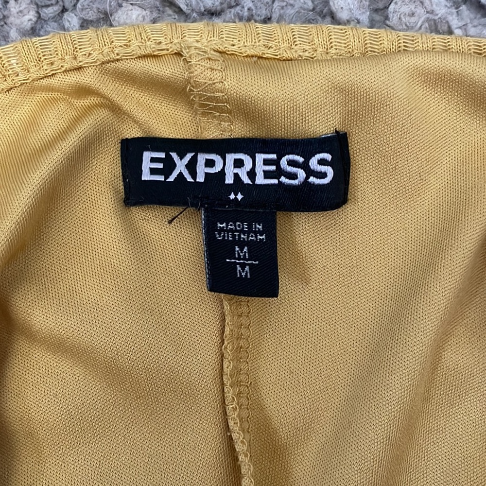 Express Yellow Ribbed Button-Front Midi Dress - Picture 5 of 5